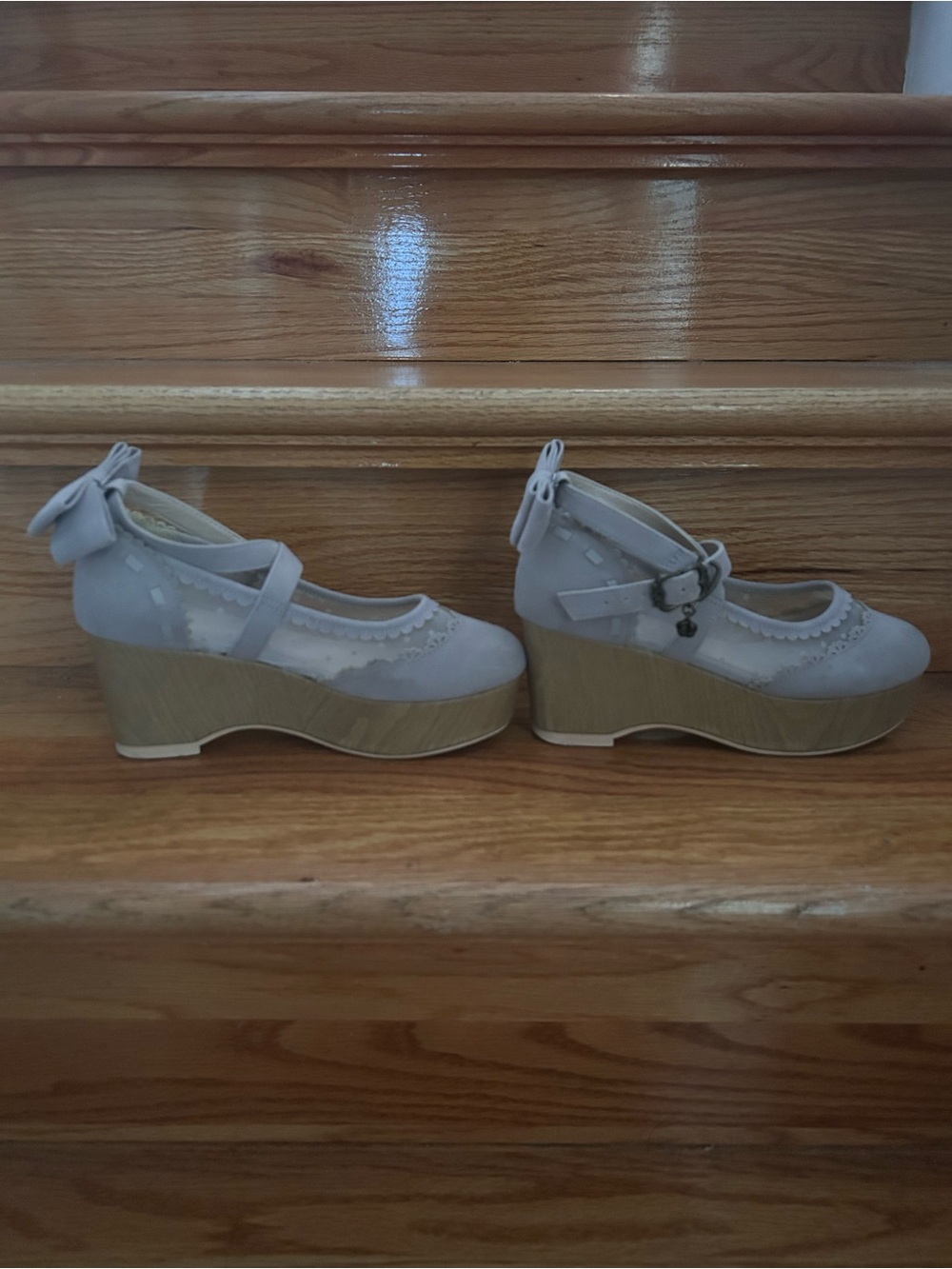 Axes Femme Gray Bow Block Heel Sandals - Picture 5 of 10